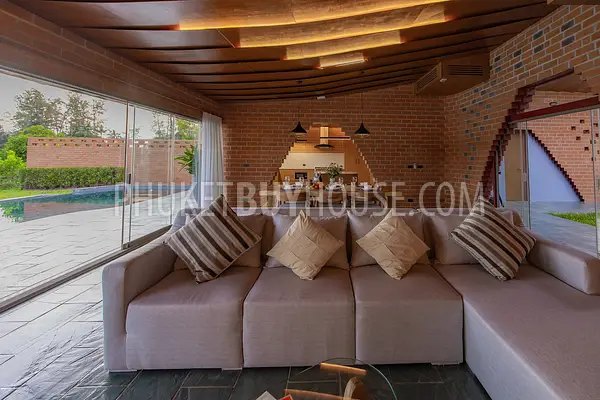 LAG22588: Architect-Designed Tropical Villa on Golf Course with Sustainable Features. Photo #34