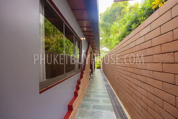 LAG22588: Architect-Designed Tropical Villa on Golf Course with Sustainable Features. Photo #66