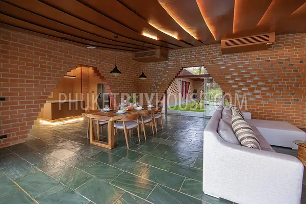 LAG22588: Architect-Designed Tropical Villa on Golf Course with Sustainable Features. Photo #32
