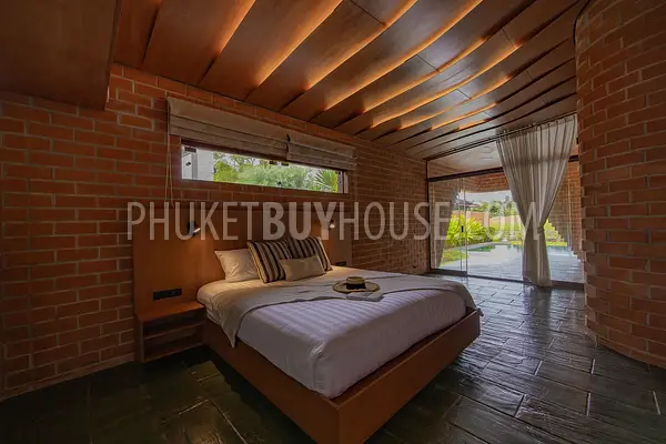 LAG22588: Architect-Designed Tropical Villa on Golf Course with Sustainable Features. Photo #48