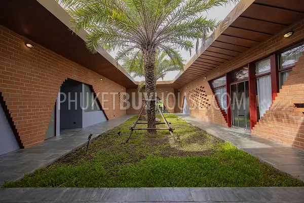 LAG22588: Architect-Designed Tropical Villa on Golf Course with Sustainable Features. Photo #21