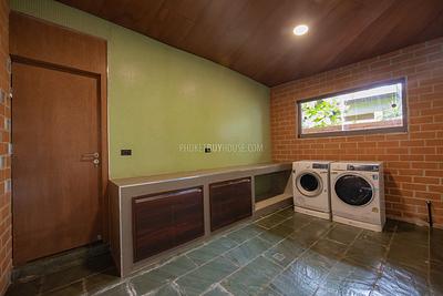 LAG22588: Architect-Designed Tropical Villa on Golf Course with Sustainable Features. 照片 #37