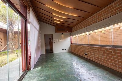LAG22588: Architect-Designed Tropical Villa on Golf Course with Sustainable Features. 照片 #58
