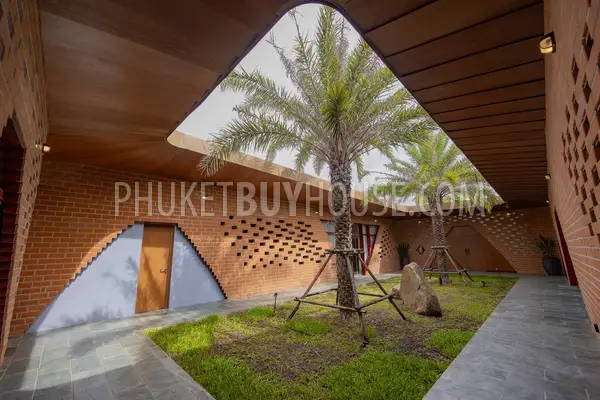 LAG22588: Architect-Designed Tropical Villa on Golf Course with Sustainable Features. Photo #65