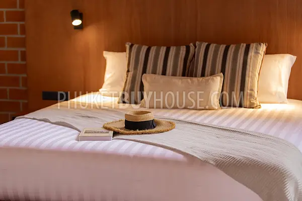 LAG22588: Architect-Designed Tropical Villa on Golf Course with Sustainable Features. Photo #45