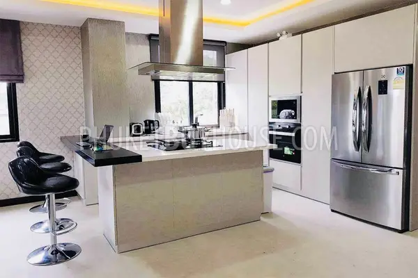 CHA22600: Exclusive Phuket Boutique Residence For Sale - A Rare Investment Opportunity. Fotoğraf #30