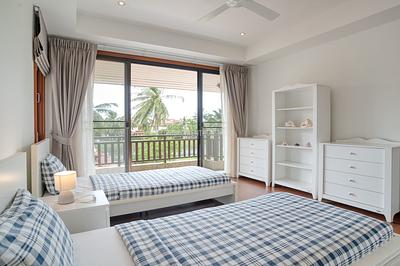 LAG22602: Spacious 4-Bedroom Villa in a 5-Star Resort Near Bang Tao Beach For Rent. 照片 #15