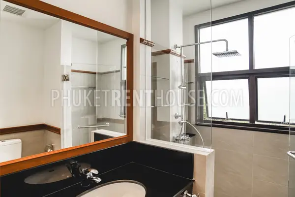 LAG22602: Spacious 4-Bedroom Villa in a 5-Star Resort Near Bang Tao Beach For Rent. 照片 #14