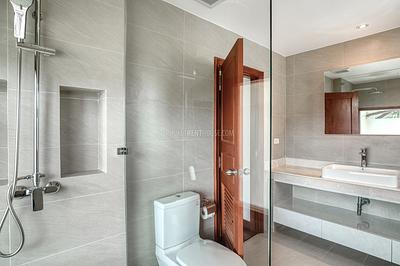 LAG22602: Spacious 4-Bedroom Villa in a 5-Star Resort Near Bang Tao Beach For Rent. 照片 #8