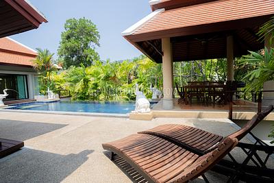 NAI7311: Four Bedroom Pool Villa in Nai Harn. Photo #16