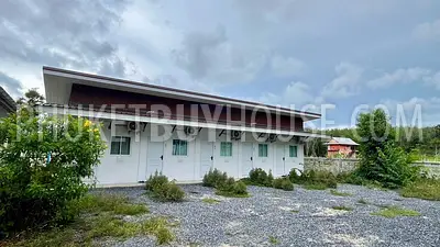 MAI22607: Spacious Property with Main House and 5 Rental Units on 1,200 m² Land Plot. Photo #5