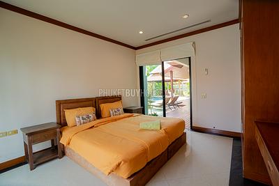 NAI7311: Four Bedroom Pool Villa in Nai Harn. Photo #32