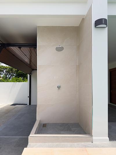RAW22609: Stylish 2-Bedroom Villa with Private Pool and Exclusive Discount Offer in Rawai for Sale. Photo #9