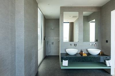 CHA22613: Panoramic Bay View Villa with Infinity Pool & Cutting-Edge Smart Home Features For Sale. Photo #9