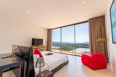 CHA22613: Panoramic Bay View Villa with Infinity Pool & Cutting-Edge Smart Home Features For Sale. Photo #23