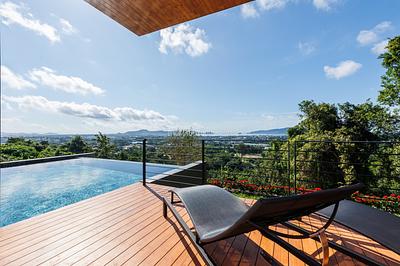CHA22613: Panoramic Bay View Villa with Infinity Pool & Cutting-Edge Smart Home Features For Sale. Photo #29