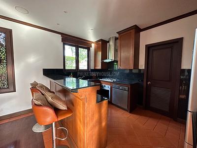 BAN22615: Urgent sale of a 4-bedroom villa in the heart of Bangtao, just minutes from beaches. Photo #12