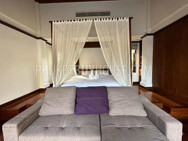 BAN22615: Urgent sale of a 4-bedroom villa in the heart of Bangtao, just minutes from beaches. Photo #8