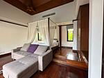BAN22615: Urgent sale of a 4-bedroom villa in the heart of Bangtao, just minutes from beaches. 缩略图 #7