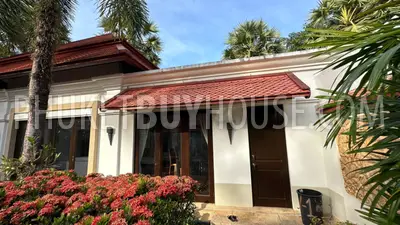 BAN22615: Urgent sale of a 4-bedroom villa in the heart of Bangtao, just minutes from beaches. Fotoğraf #36