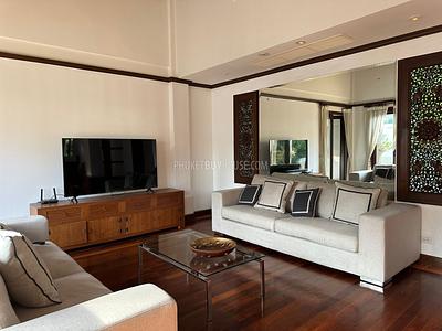BAN22615: Urgent sale of a 4-bedroom villa in the heart of Bangtao, just minutes from beaches. Photo #6