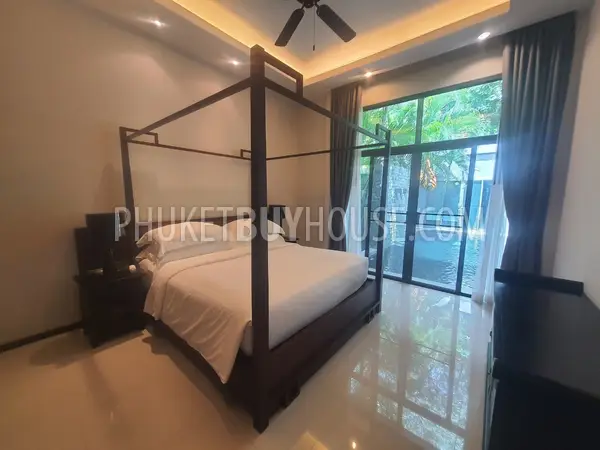 NAI7326: Three Bedroom Villa with a Pool in Naiharn Area. Photo #10