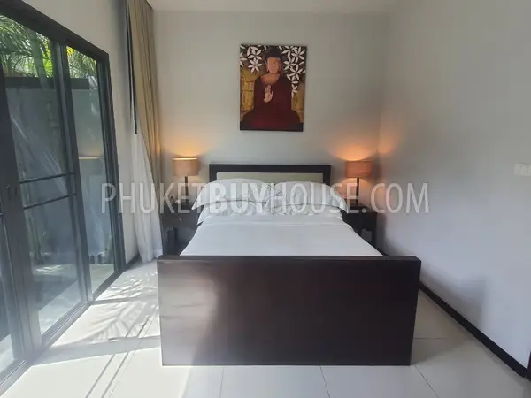 NAI7326: Three Bedroom Villa with a Pool in Naiharn Area. Photo #3