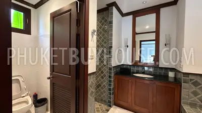 BAN22615: Urgent sale of a 4-bedroom villa in the heart of Bangtao, just minutes from beaches. Fotoğraf #28