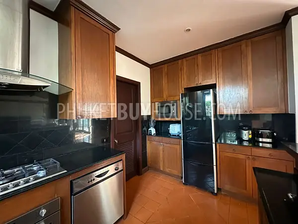 BAN22615: Urgent sale of a 4-bedroom villa in the heart of Bangtao, just minutes from beaches. Photo #11