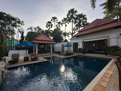 BAN22615: Urgent sale of a 4-bedroom villa in the heart of Bangtao, just minutes from beaches. Photo #2