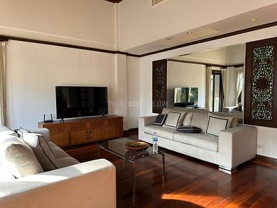 BAN22615: Urgent sale of a 4-bedroom villa in the heart of Bangtao, just minutes from beaches. Photo #5