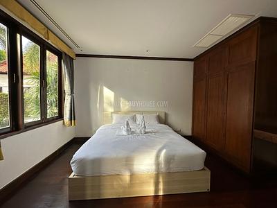 BAN22615: Urgent sale of a 4-bedroom villa in the heart of Bangtao, just minutes from beaches. Photo #24