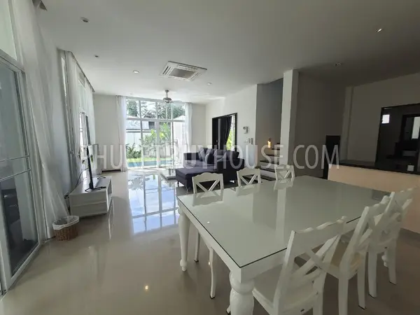 BAN7328: Three Bedroom Pool Duplex in Bang Tao. Photo #5