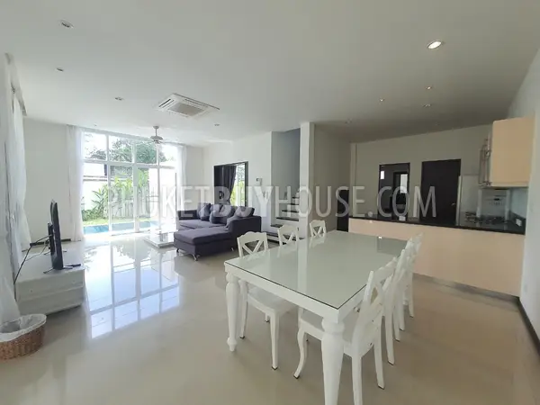 BAN7328: Three Bedroom Pool Duplex in Bang Tao. Photo #7