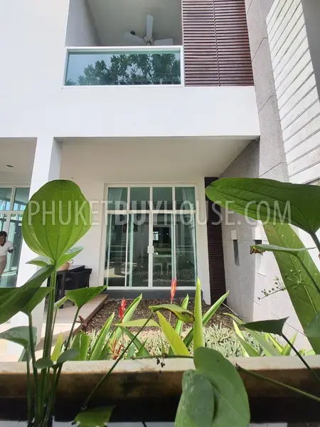 BAN7328: Three Bedroom Pool Duplex in Bang Tao. Photo #29