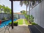 NAI7046: Majestic Pool Villa in Nai Harn. Thumbnail #7