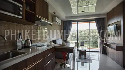 NAI7331: One Bedroom Apartment on 6th floor in Nai Harn area. Photo #4