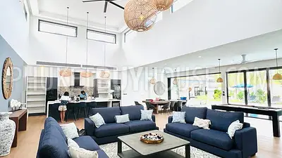 RAW7337: Five Bedroom Pool Villa in Rawai. Photo #14