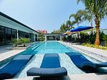 RAW7337: Five Bedroom Pool Villa in Rawai. Thumbnail #9