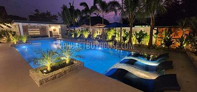 RAW7337: Five Bedroom Pool Villa in Rawai. Photo #45