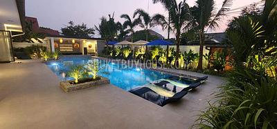 RAW7337: Five Bedroom Pool Villa in Rawai. Photo #47