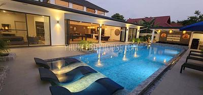 RAW7337: Five Bedroom Pool Villa in Rawai. Photo #42
