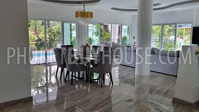 RAW7342: Three Bedroom Villa Close to Rawai Beach. Photo #39