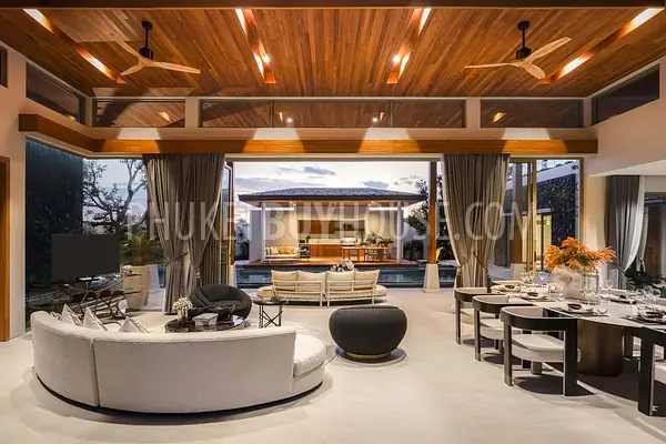 BAN22626: Spacious 4-Bedroom Pool Villa on 601 sqm Plot with 11.5m Swimming Pool. Fotoğraf #3