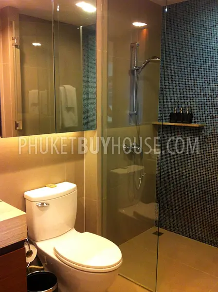 LAG22628: Spacious 1-Bedroom Lakeside Apartment with Full Resort Access. Photo #9