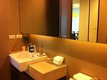 LAG22628: Spacious 1-Bedroom Lakeside Apartment with Full Resort Access. Thumbnail #10