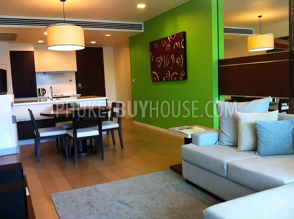 LAG22628: Spacious 1-Bedroom Lakeside Apartment with Full Resort Access. Photo #8