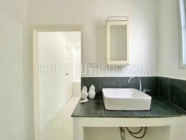 CHA5811: Luxury Eight Bedroom Villa in Chalong. Photo #15