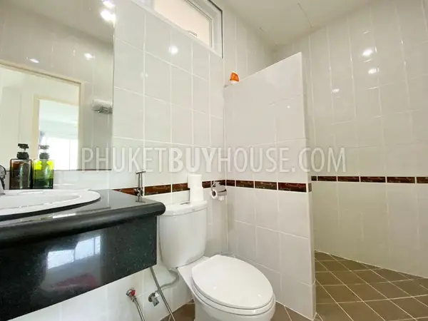 CHA5811: Luxury Eight Bedroom Villa in Chalong. Photo #19