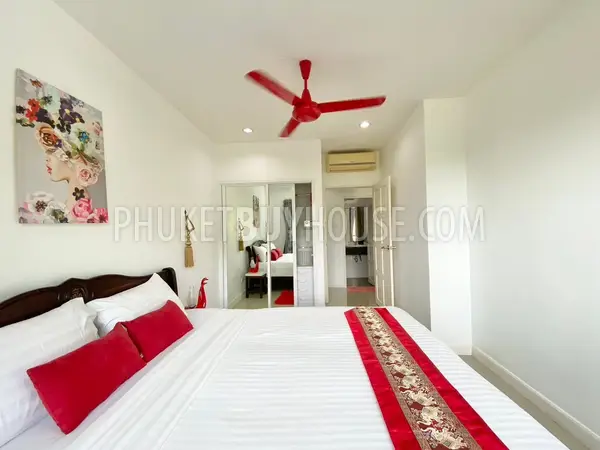 CHA5811: Luxury Eight Bedroom Villa in Chalong. Photo #22
